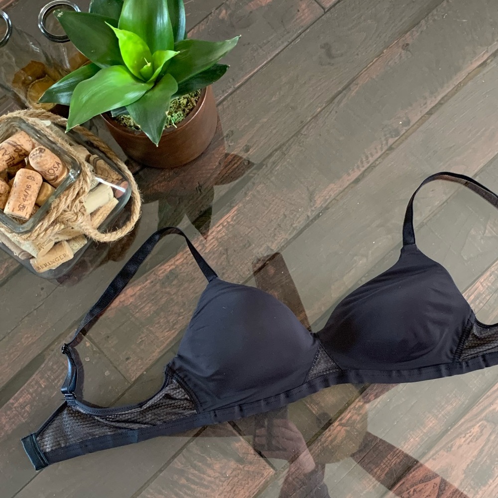 Black Lightly Lined Bra